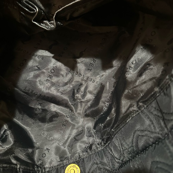 Koret Black Large Quilted Shoulder Bag - Picture 10 of 10